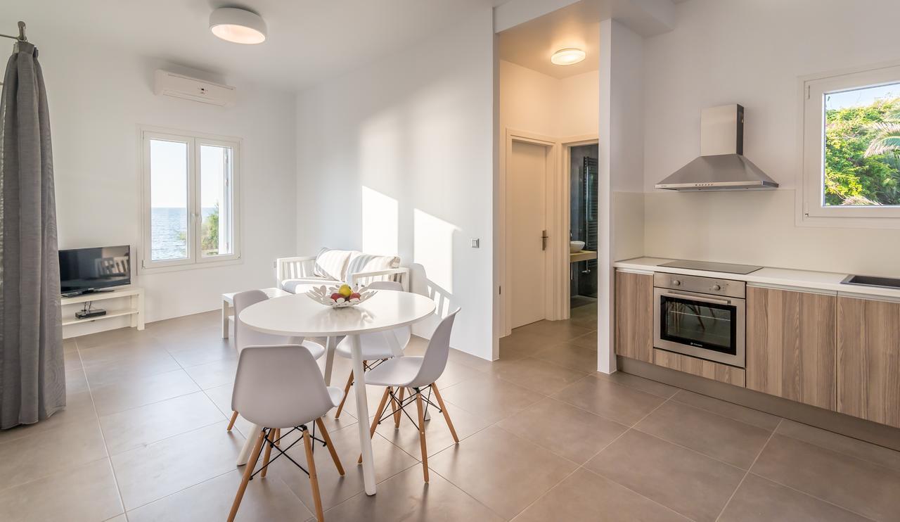 Milos Waves Luxury Apartments Pollonia Buitenkant foto