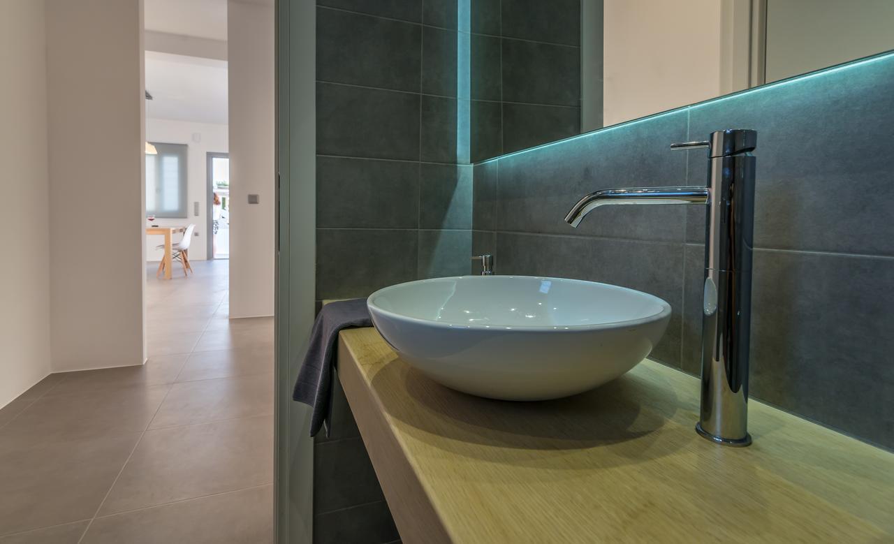 Milos Waves Luxury Apartments Pollonia Buitenkant foto
